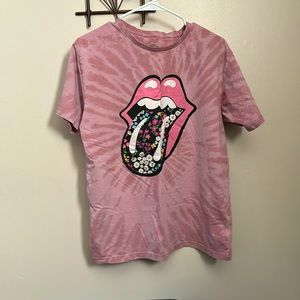 A Pink/light pink Rolling Stones T-shirt